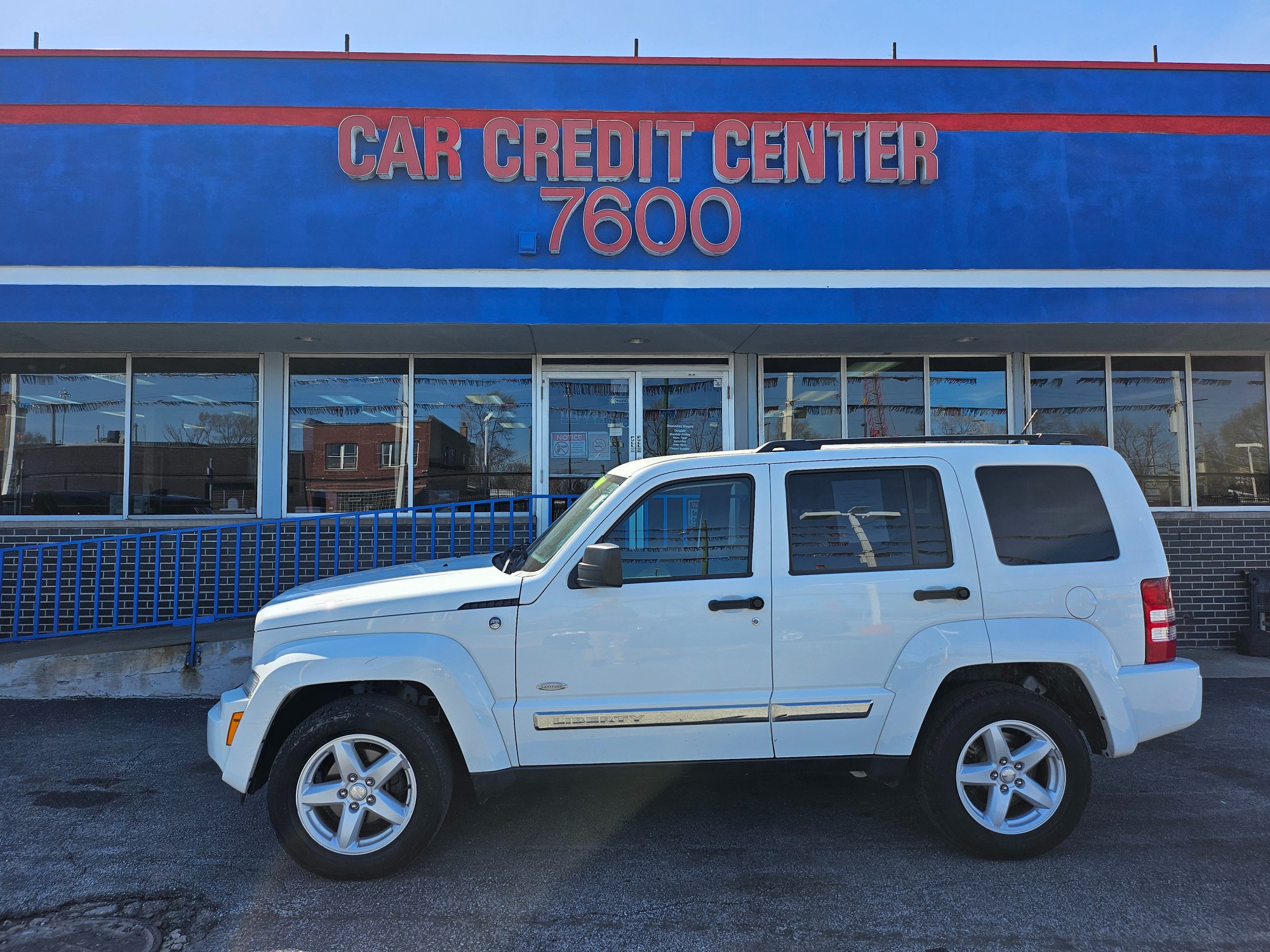 photo of 2012 Jeep Liberty SPORT UTILITY 4-DR